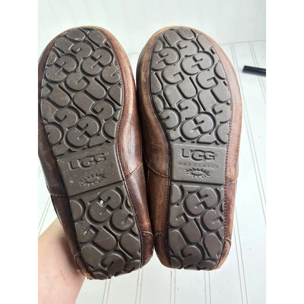 UGG Ascot Brown Leather Loafers Slippers Men's Size 9